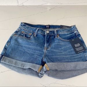 Gap Jean Shorts 3 inch 25